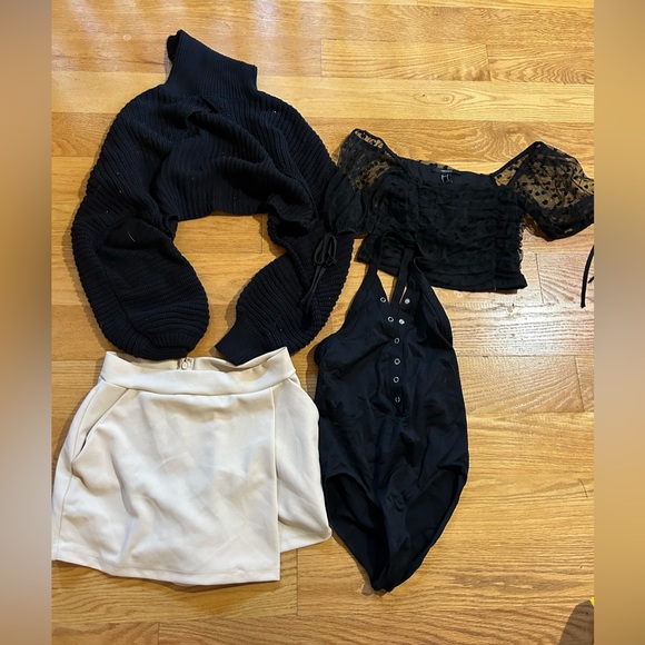 Forever 21 Sweaters - Forever 21 Clothing Bundle Women’s Size Small, Medium
